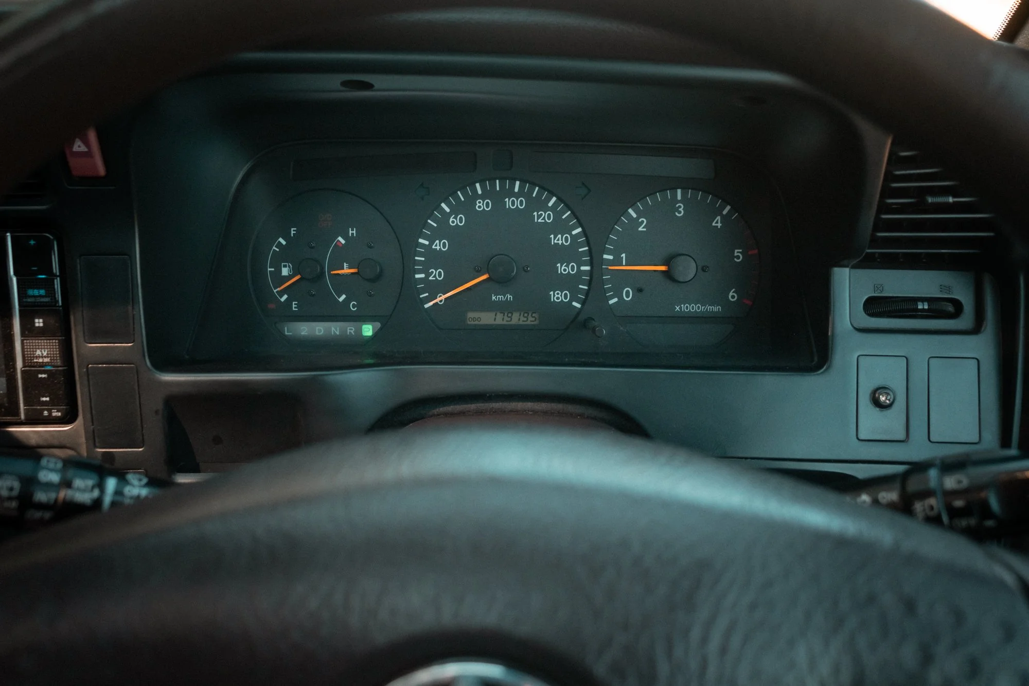 2001Hiace-22.jpg