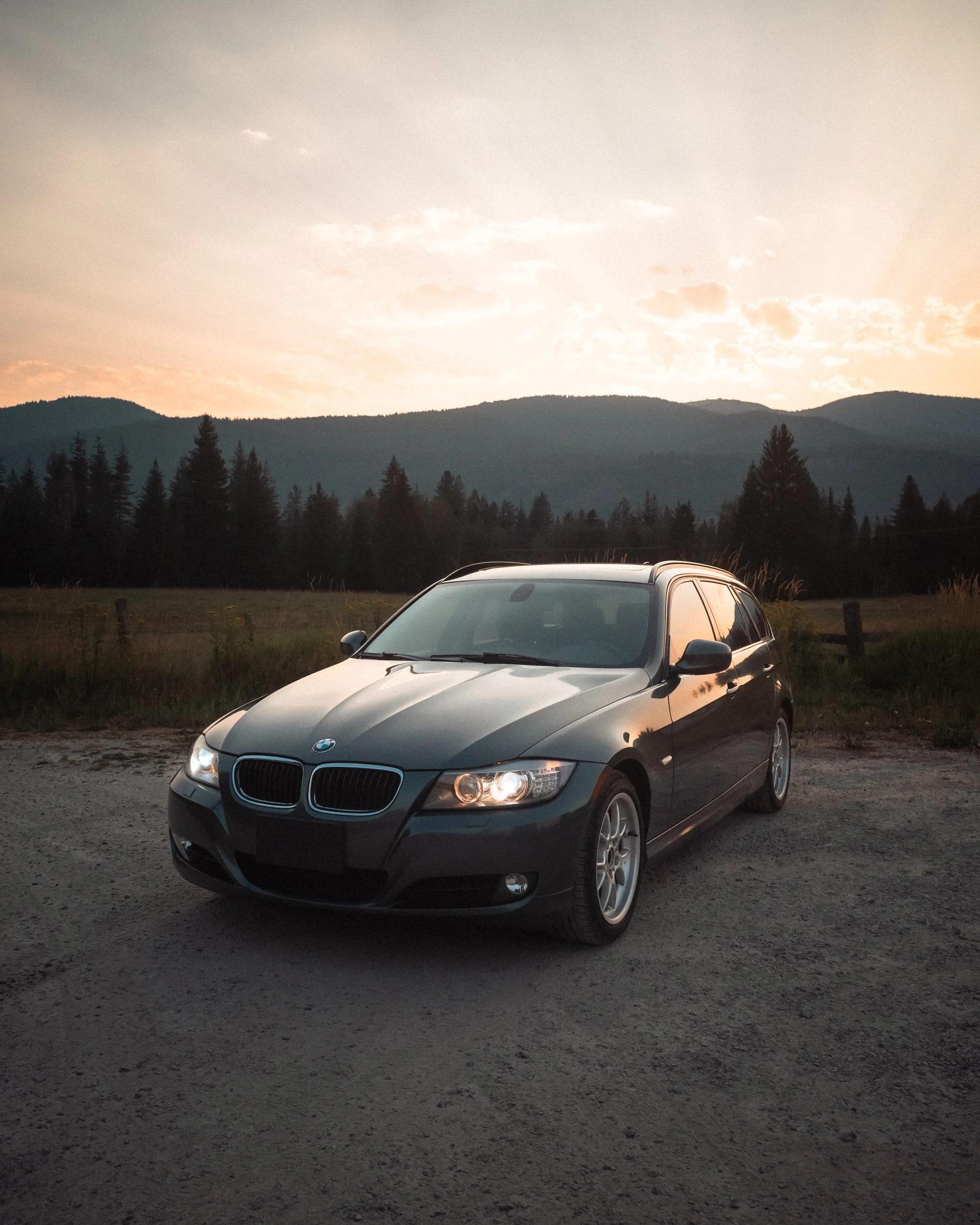 2011 BMW 328i xDrive e91 Wagon.