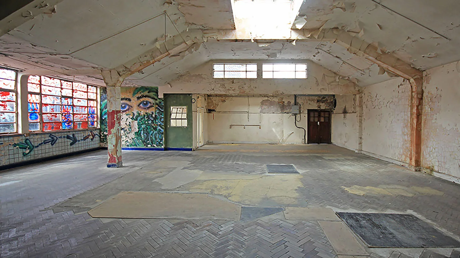 Pavilion, F Block Roof (The Truman Brewery, London, E1 6QL)