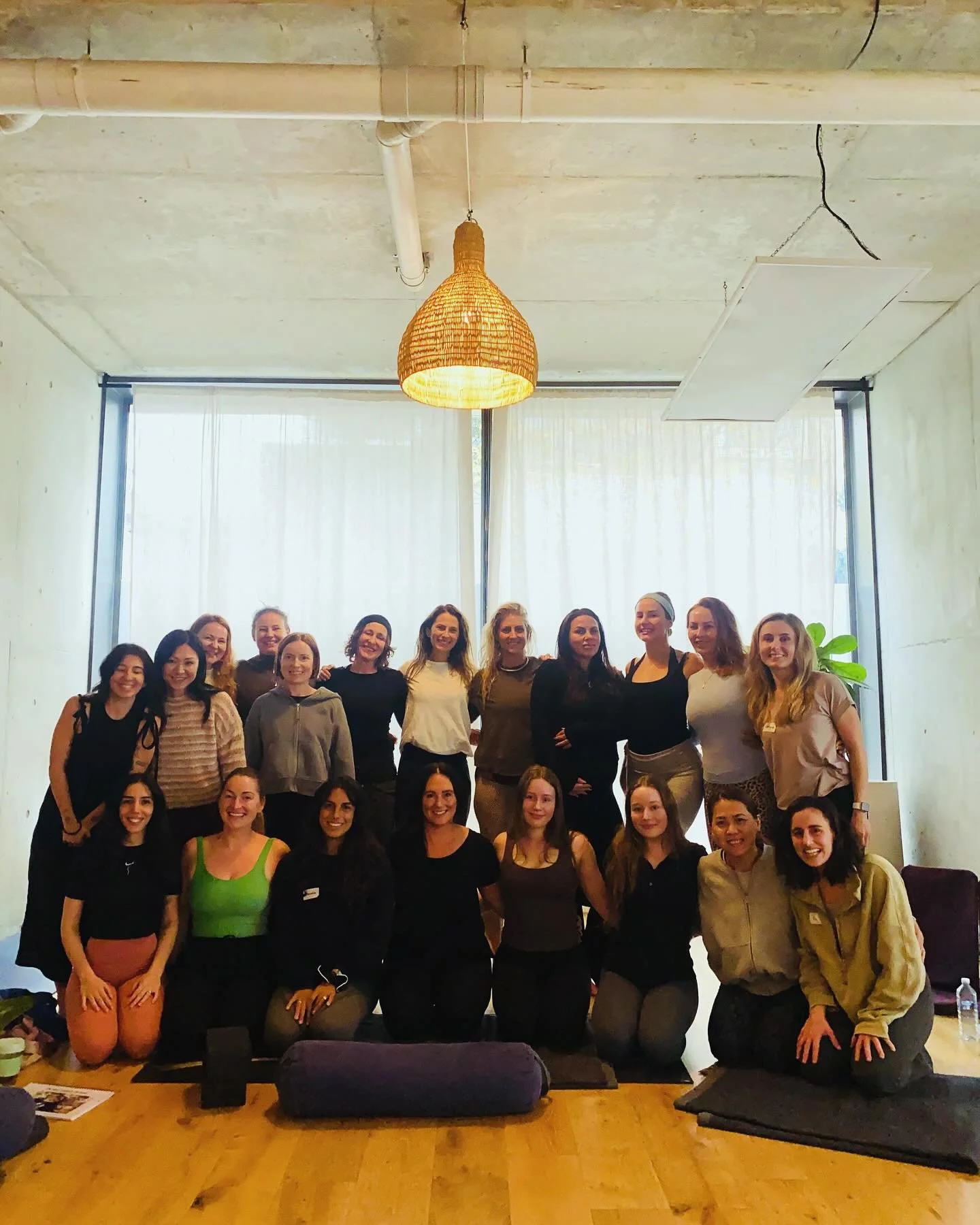 HUGE (gratification)&amp; congratulations for this amazing group of souls 💫💫💫💫💫

We immersed urban style for five days of YINside explorations in the chaos of the city and took a deep dive into ourselves. Not easy. Courageous-brave-ready-open&he