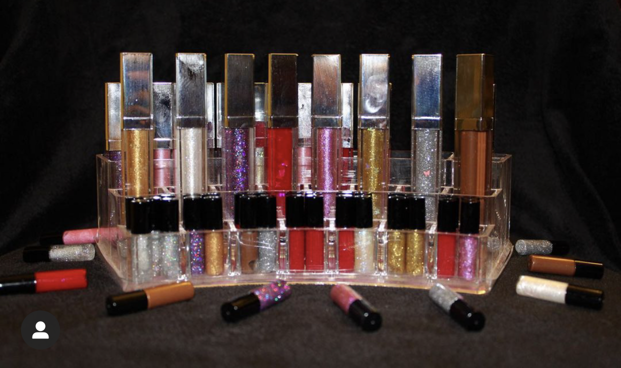chevi lips.png