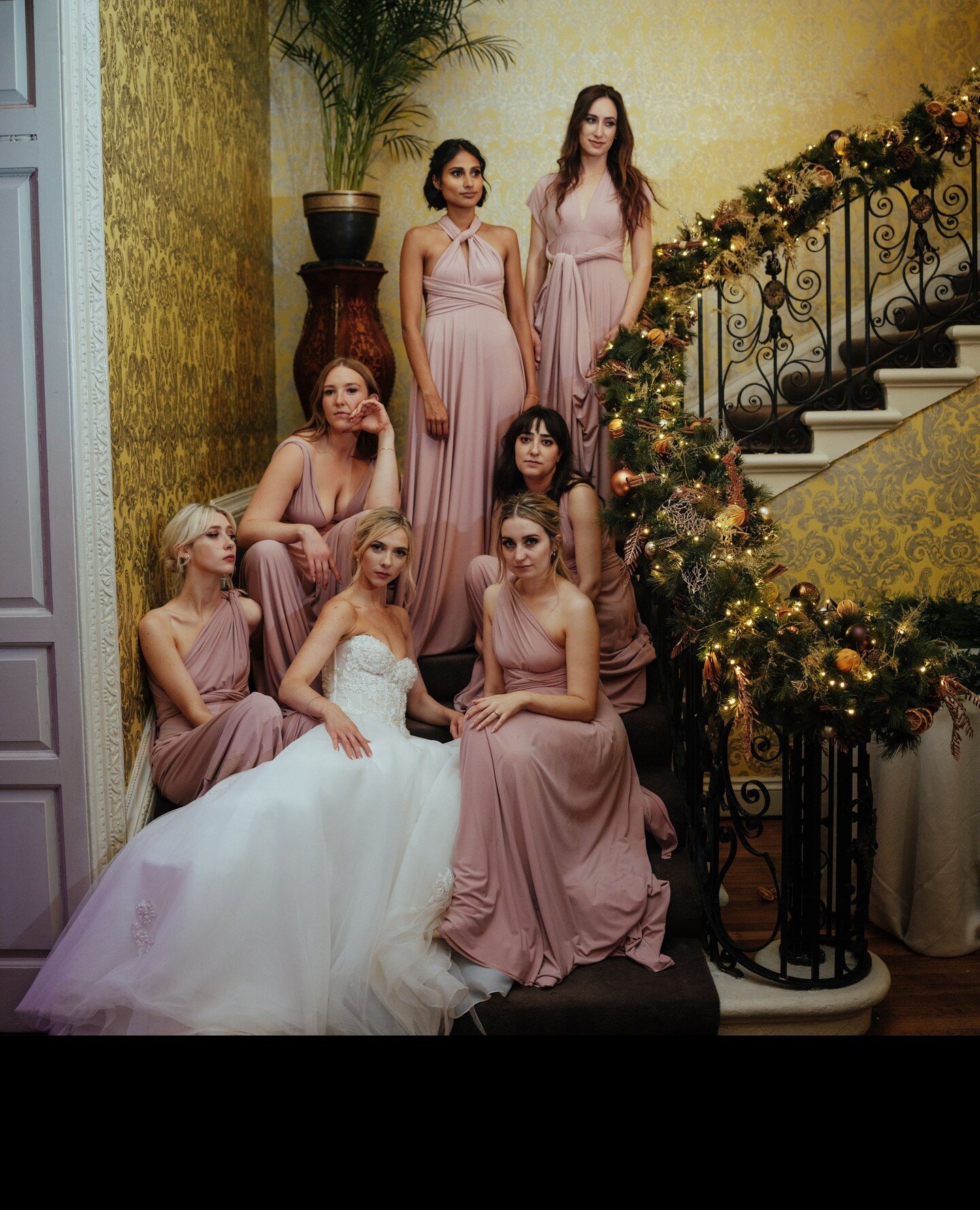 In a single frame, where editorial fashion embraces bridal elegance. Contemporary meets timeless, crafting a visual narrative of wedding styles.⁠
⁠
Bride @jaimieleefreeman⁠
Location @hedsorhouse⁠
⁠
Wedding Dress - Galia Lahav⁠
@galialahav⁠
⁠
Flowers 