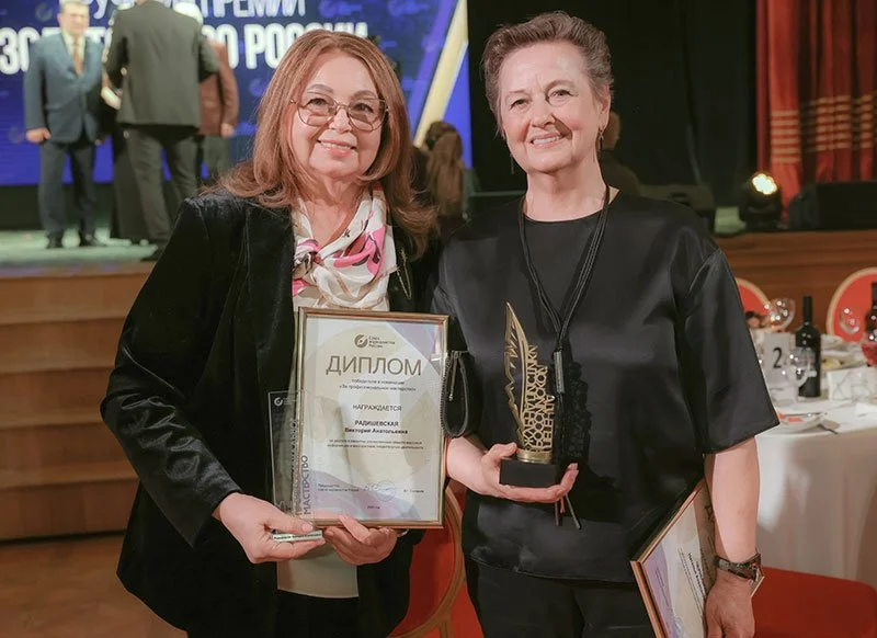 С секретарем СЖР, председателем Союза журналистов Подмосковья Натальей Чернышовой