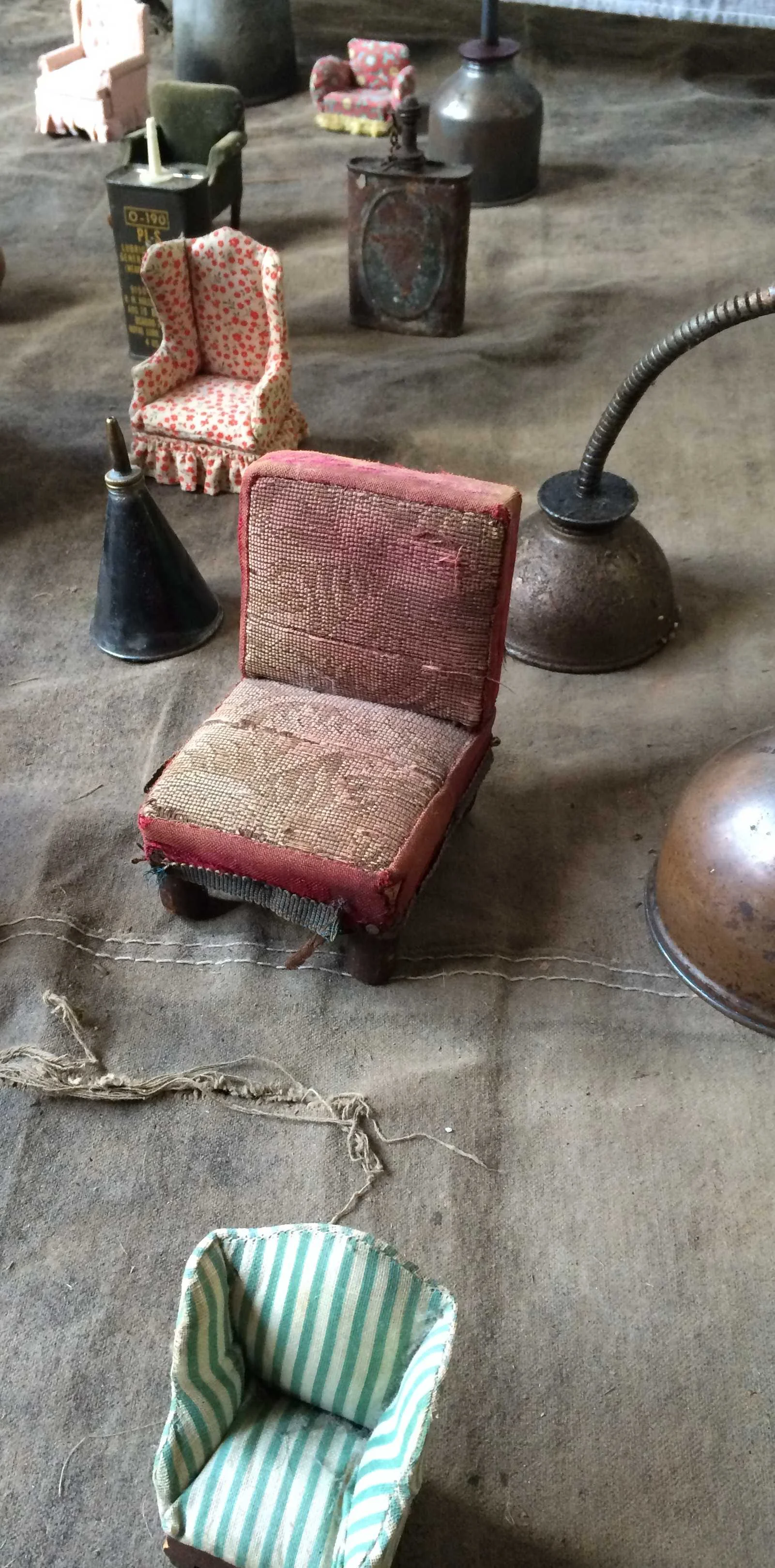 rebecca-purcell-tinychair.jpg