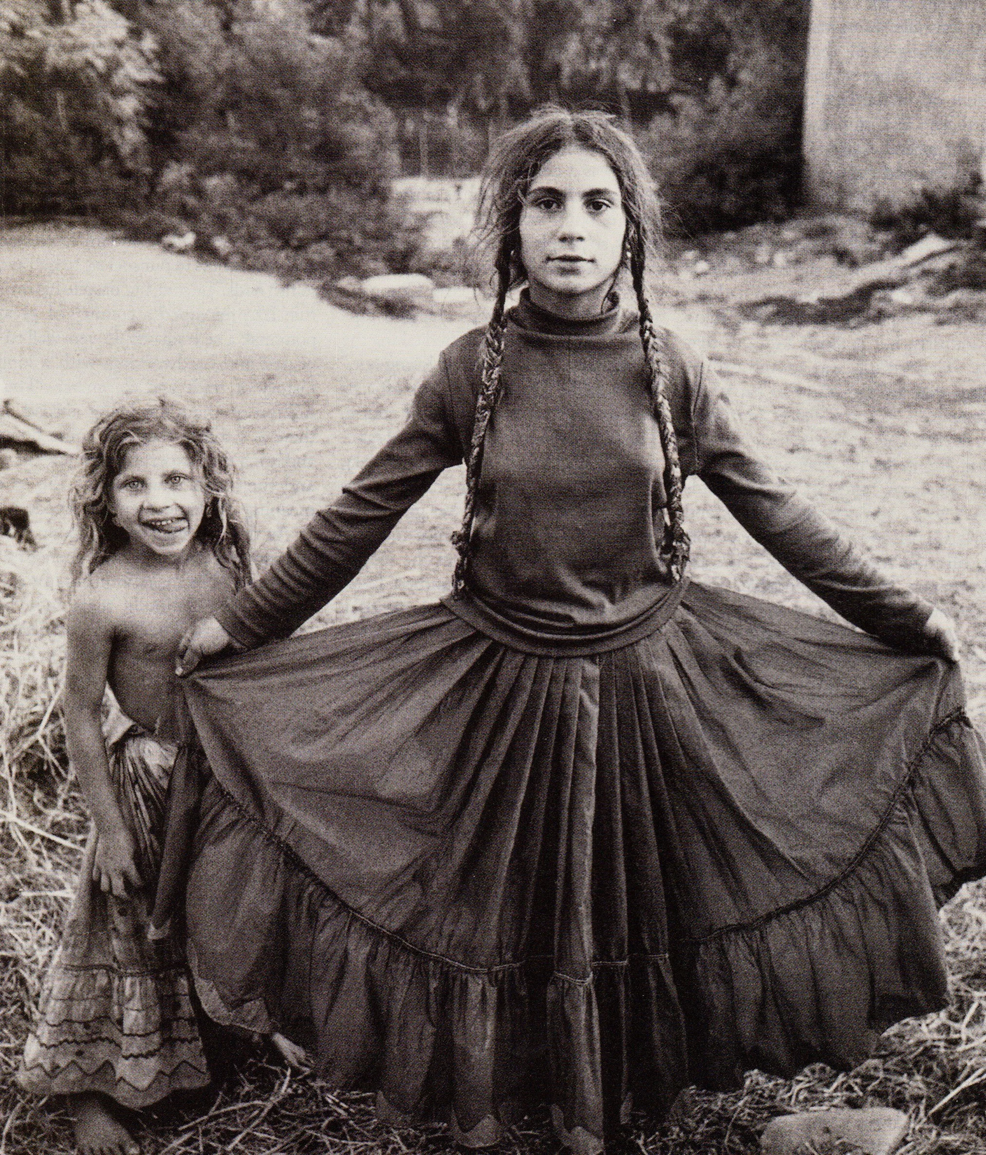 #7 archive file - From the New Yorker years ago, would love to know who the photographer is...