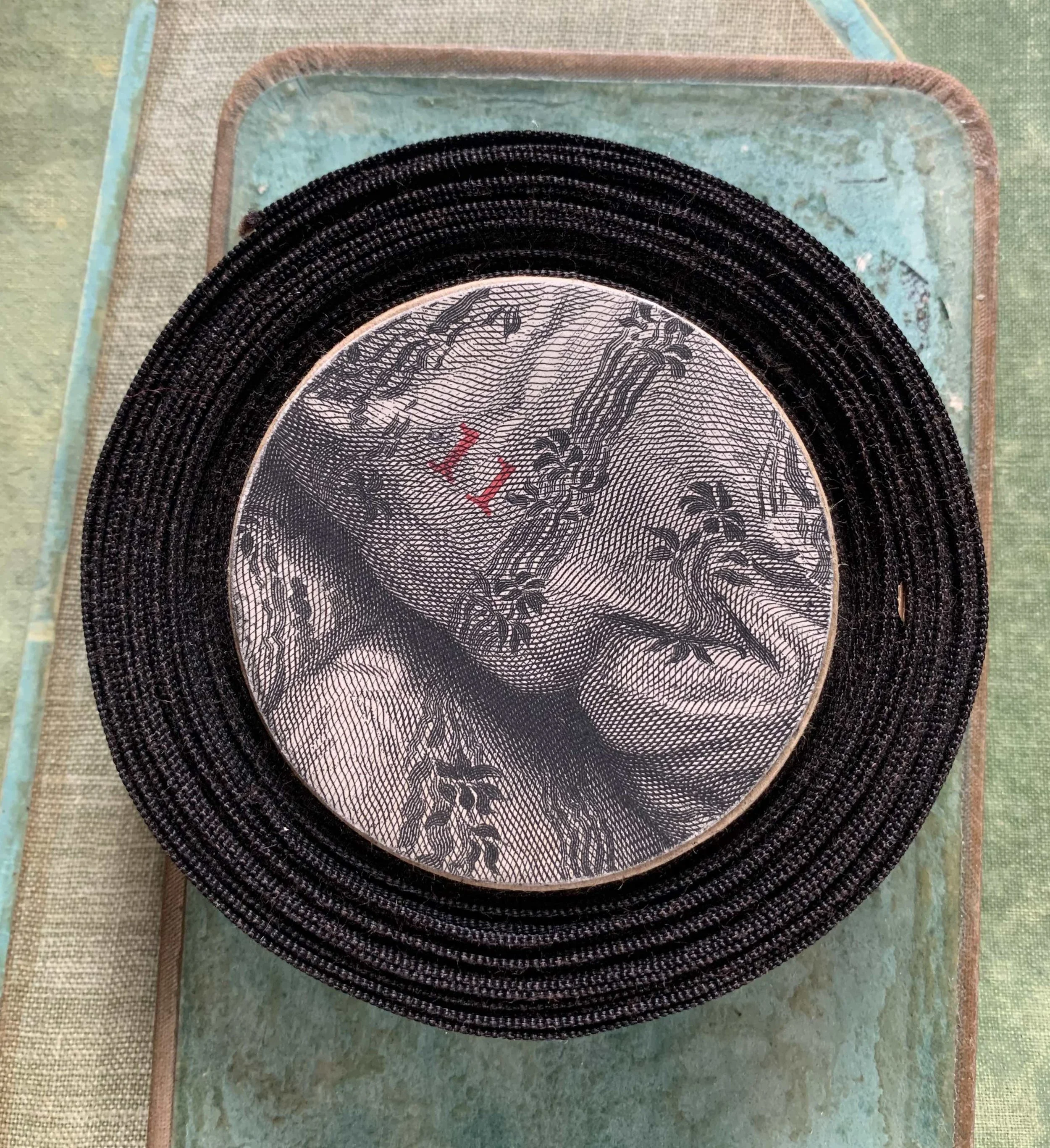 Ribbon-2.jpg