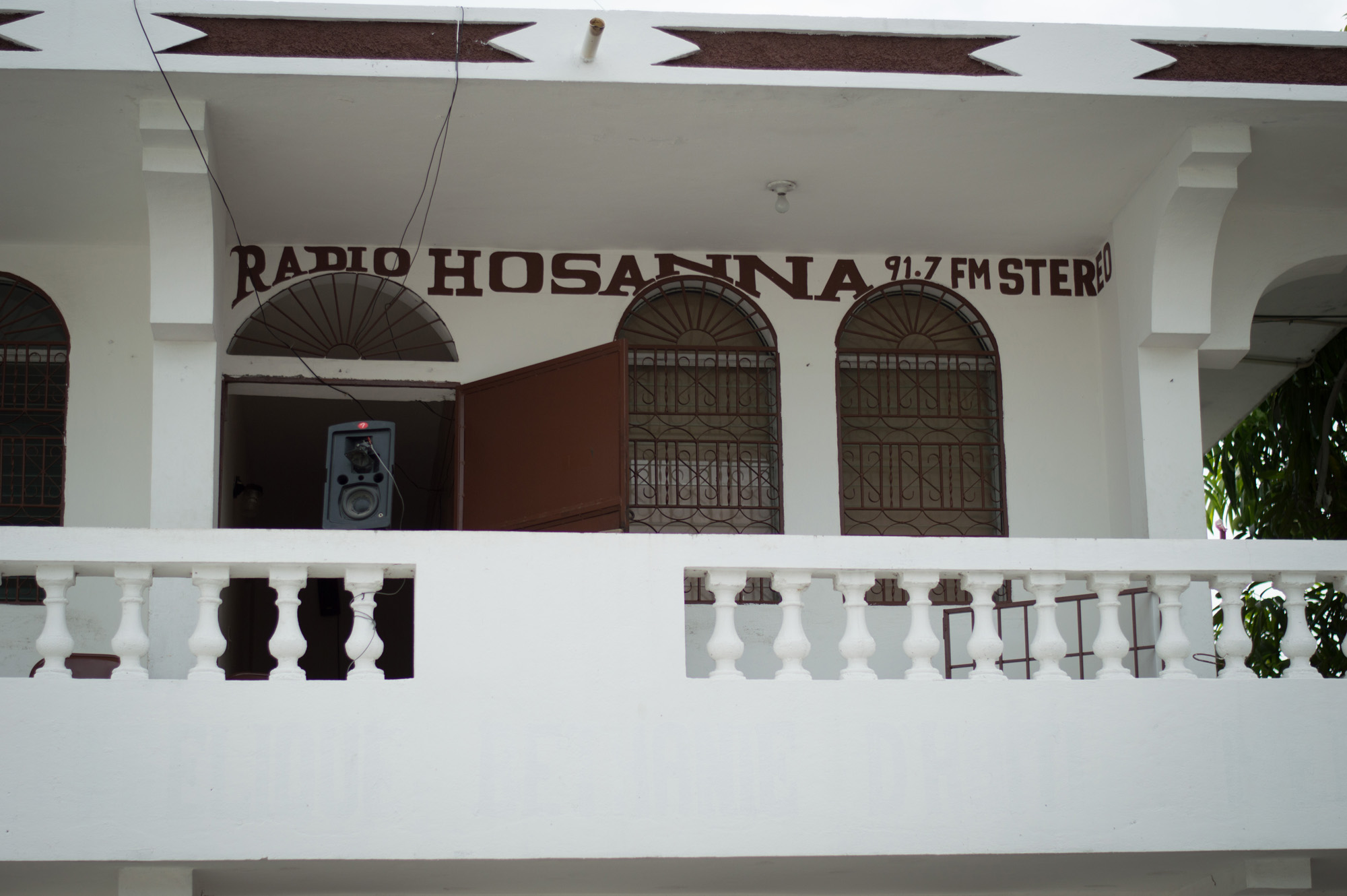 Radio Hosanna 3.jpg