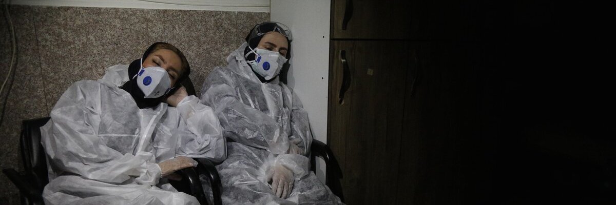 Iran Reports 157 New Virus Deaths, Imposes Intercity Ban