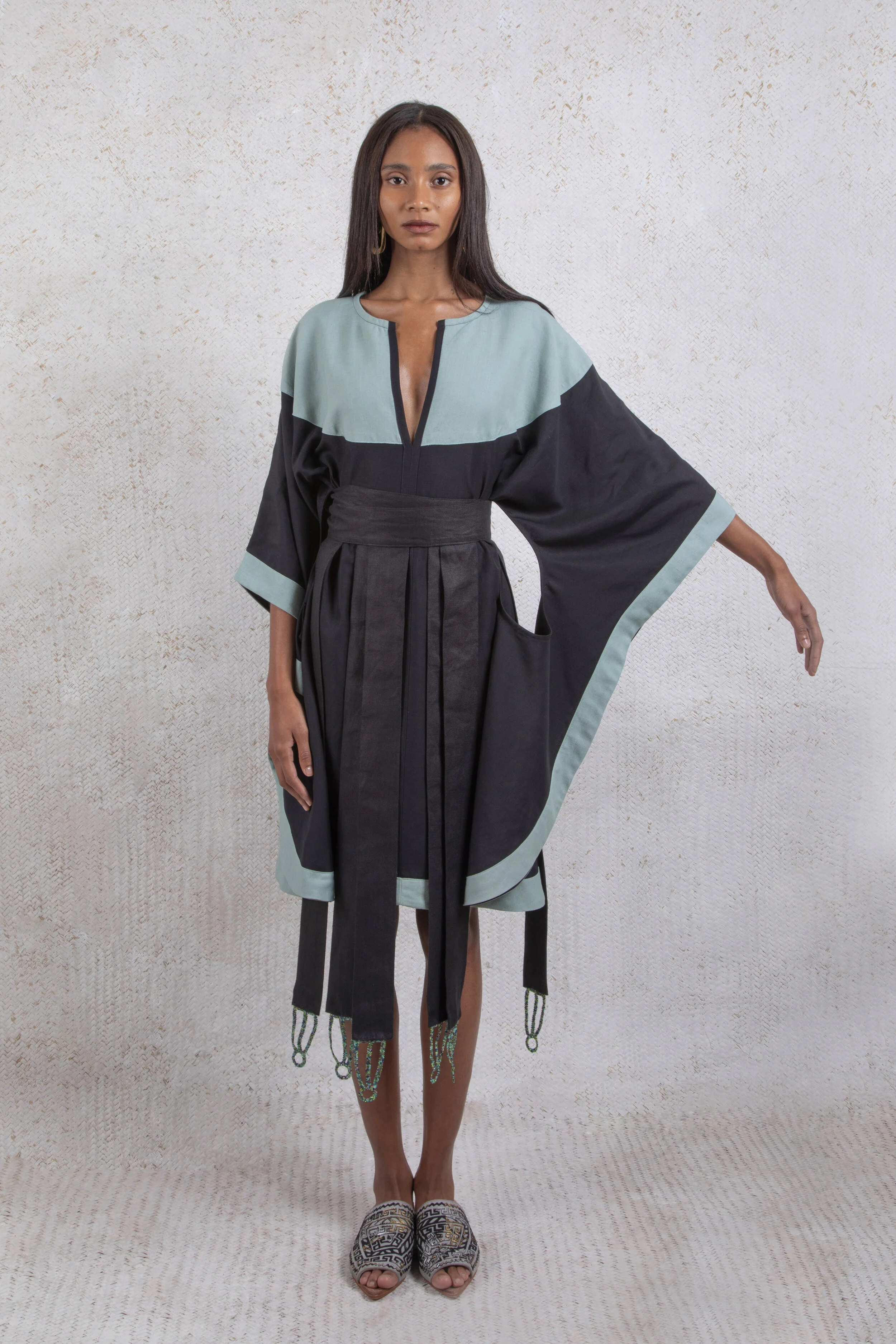 AHOP9131_edit_vestido_teci_cinturon_naa.jpg