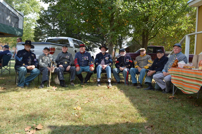2013 Fall Past Commanders 05.jpg