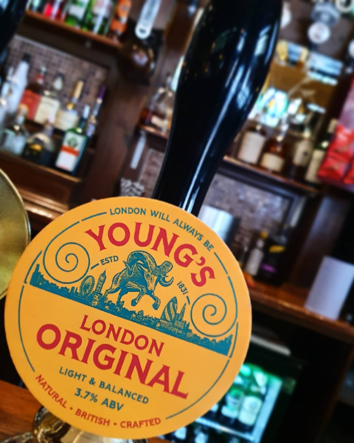 Young's London Original has landed 
#youngsbrewery #craftbeer #palealedrinker #realalelondon #realalepub #beerporn