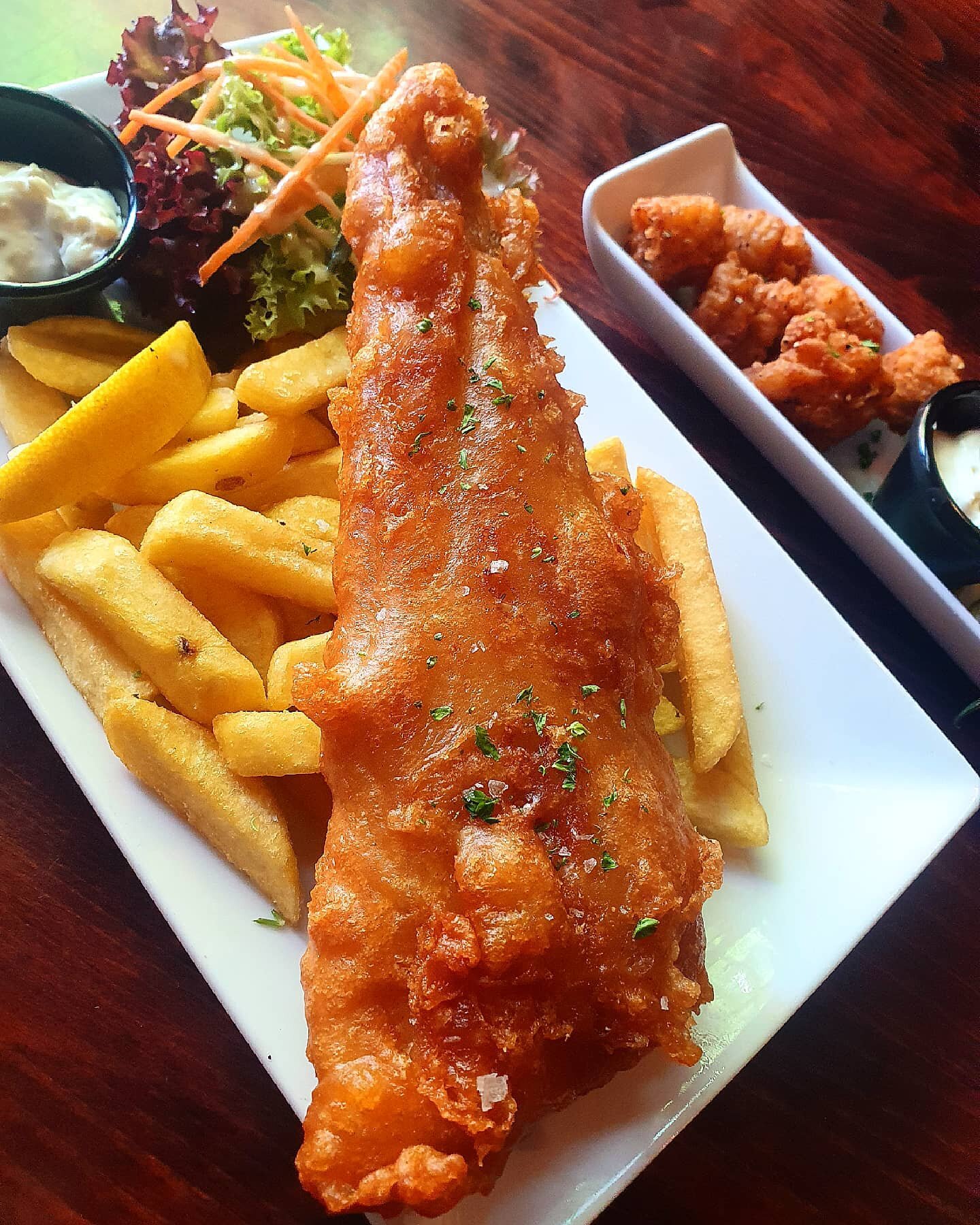 Fish and chips 

#fishandchips #fish&amp;chips #kingscrosspub #kingscrossfood #foodporn #foodphotography #squid