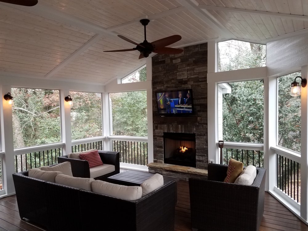 Screened Porch With Fireplace And Wall, Can You Put A Fireplace In Screened Porch