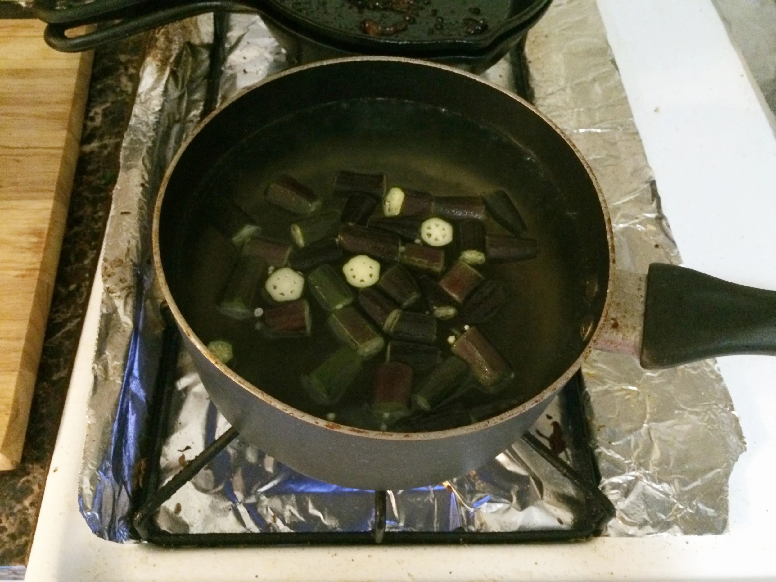 Bring Water to boil. Add okra. cook for 1 minute.