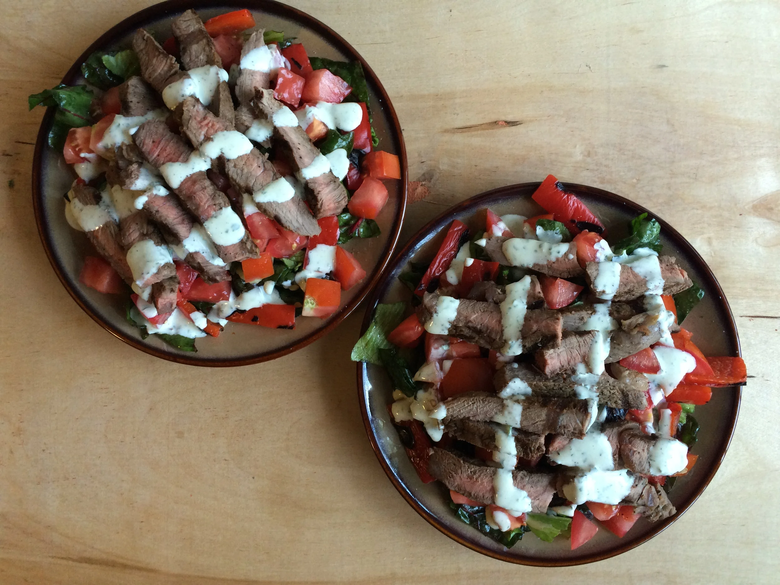 Summer Steak Salad with red peppers and homemade dressing