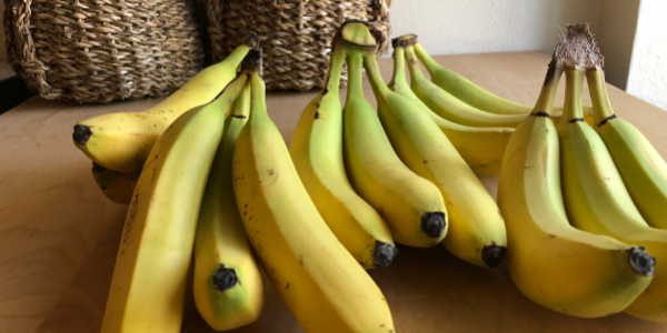 How to Store Bananas.png