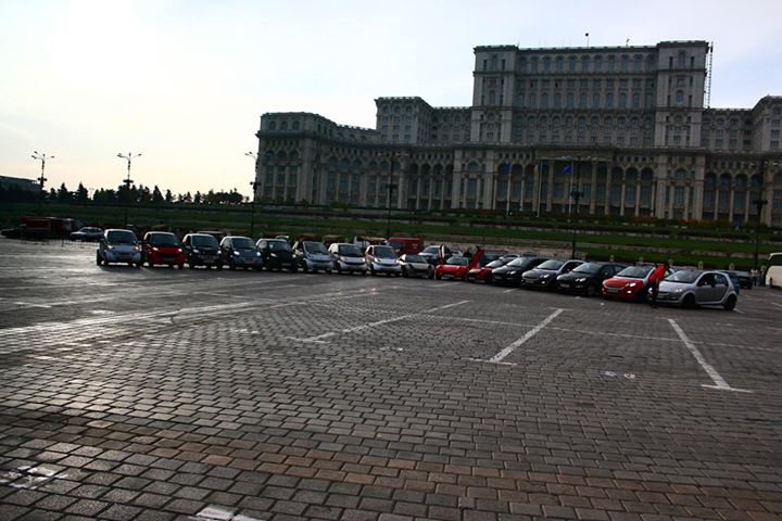 Una dintre întâlnirile lunare, din București, prin 2009