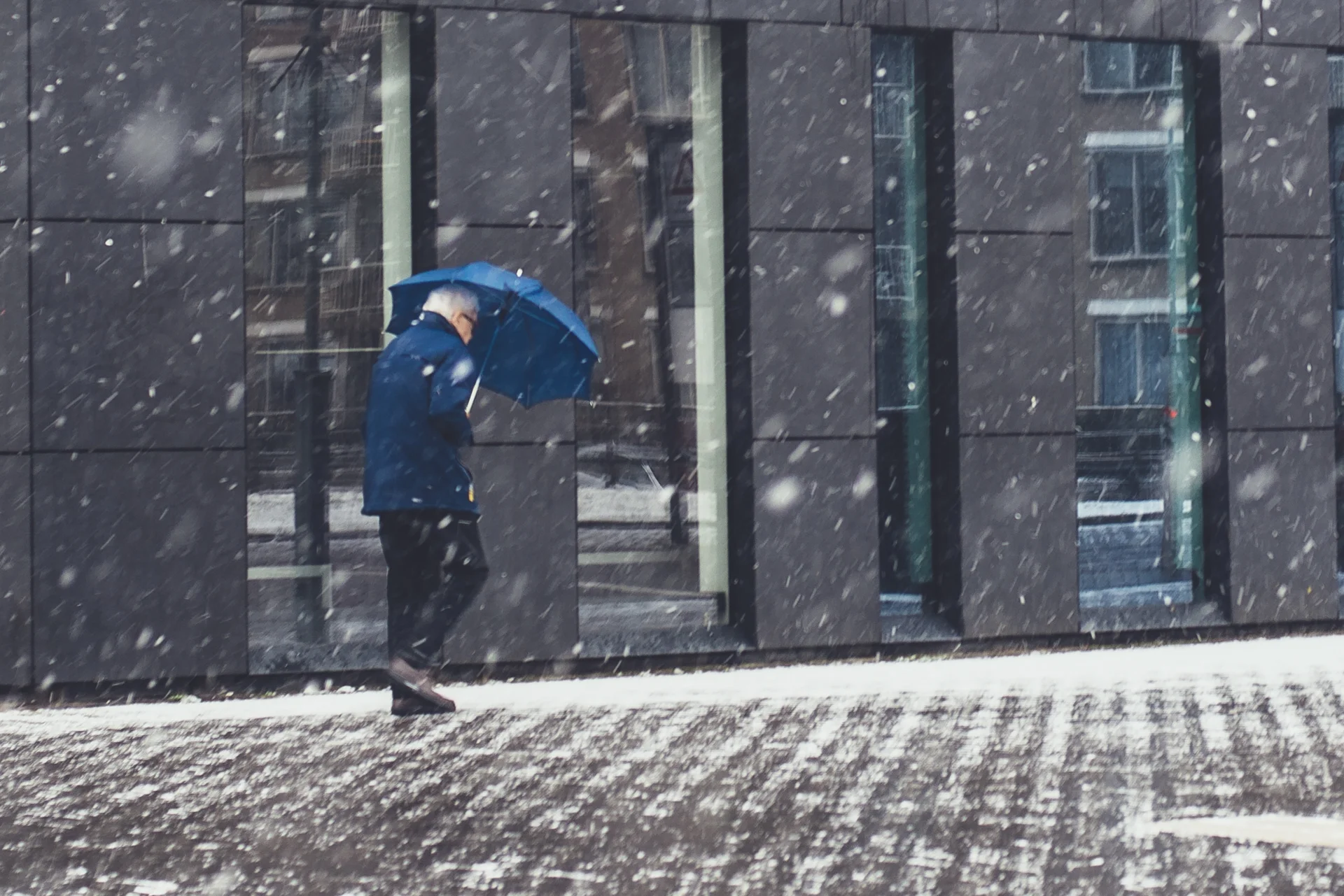 Snowy photowalk with Canon nFD 50mm f1.4