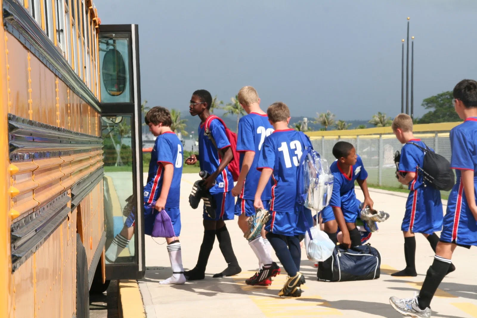 loading the bus (2).JPG