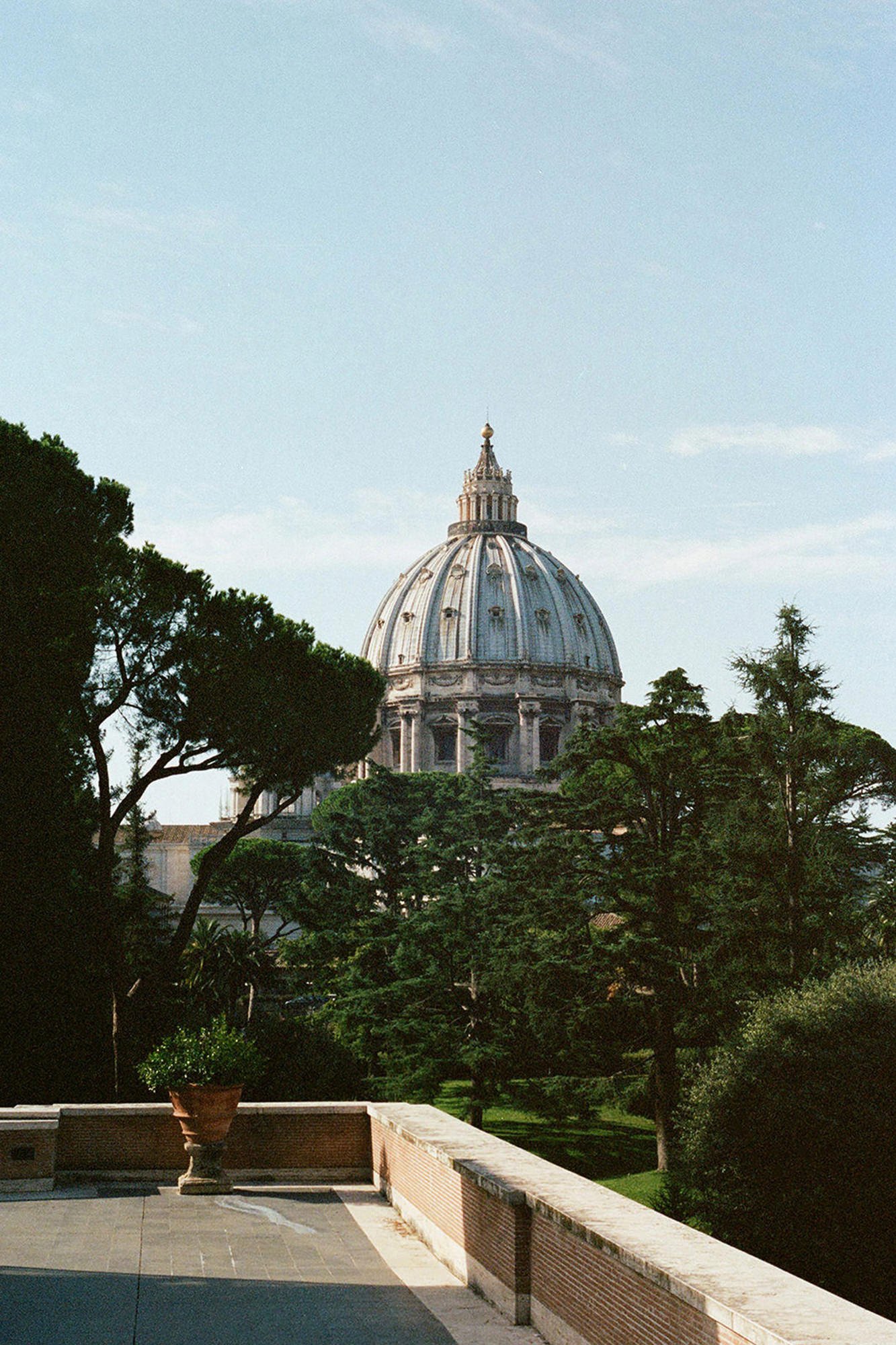 lehmanpekkola_vaticano_analogue.jpg