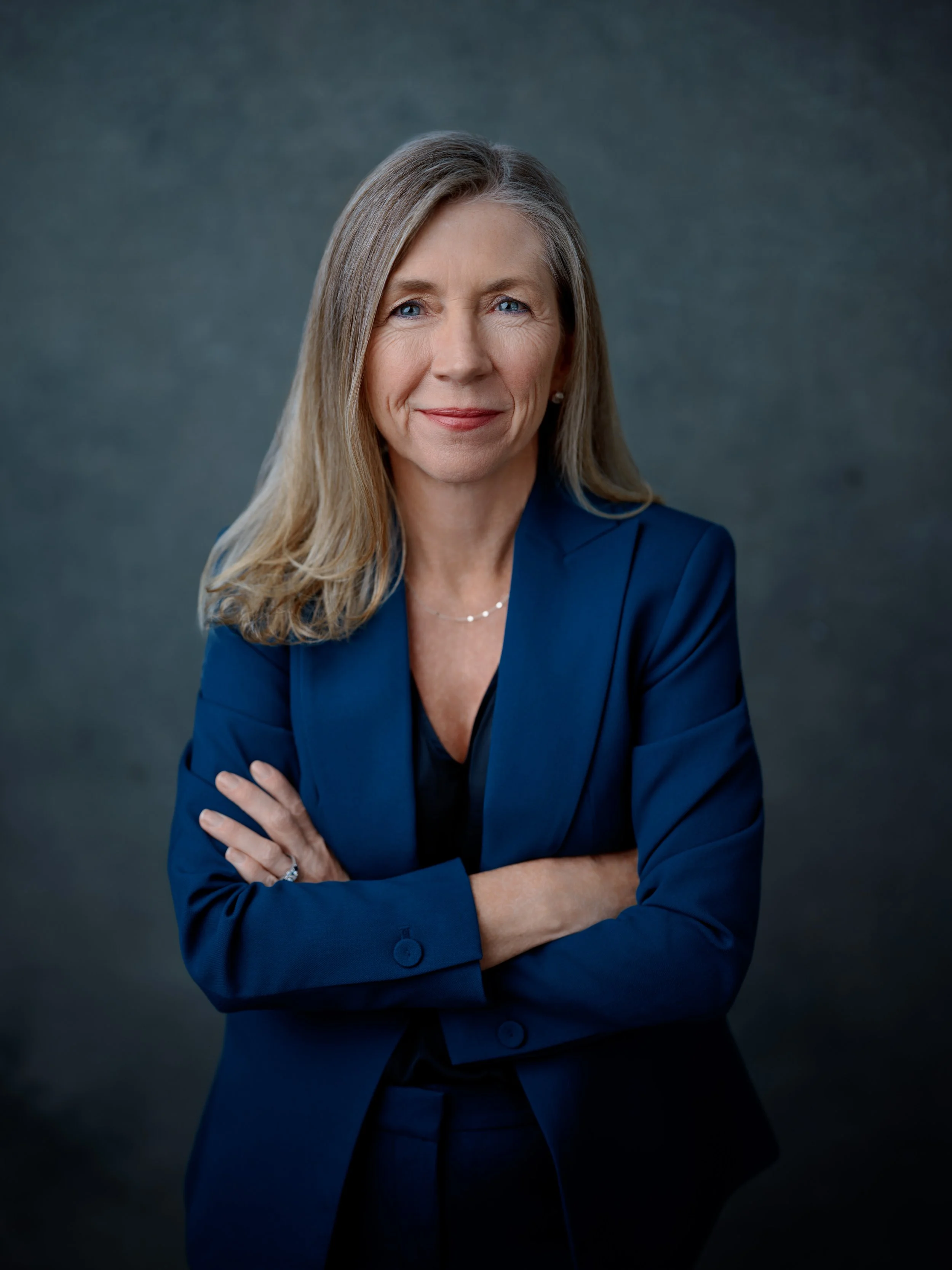 Lisa Grove headshot