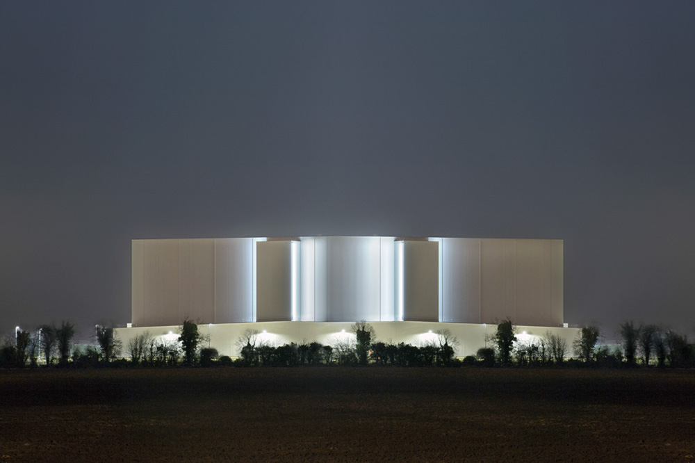 monolith_03.jpg