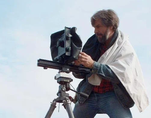 First Digital 360° Panoramic Photograph: Set-UpStephen Johnson setting up first digital 360° panoramic photograph. Photograph Copyright ©1995 by Stephen Johnson. All Rights Reserved worldwide.