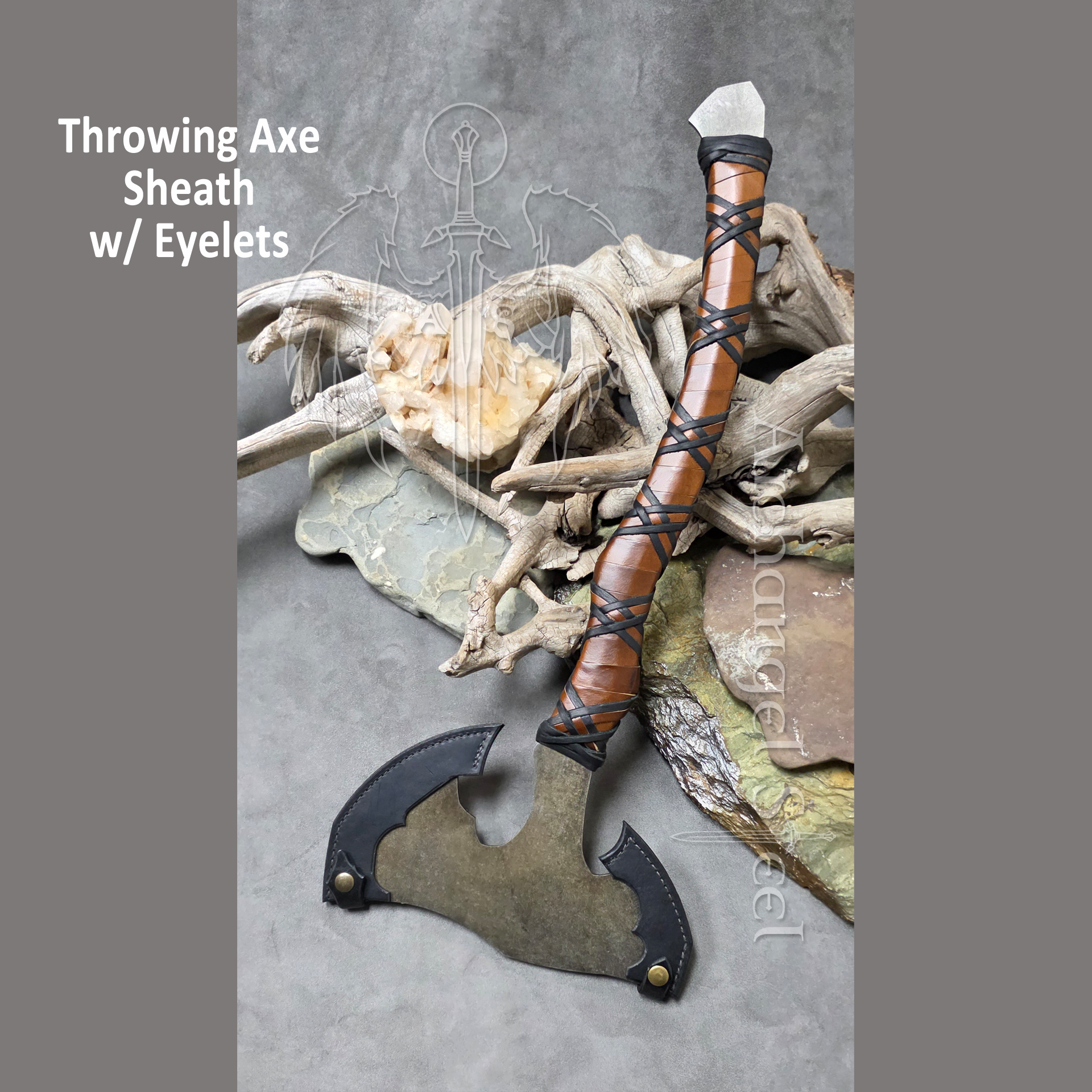 Simple Battle Axe Half-Head w Sheaths.png