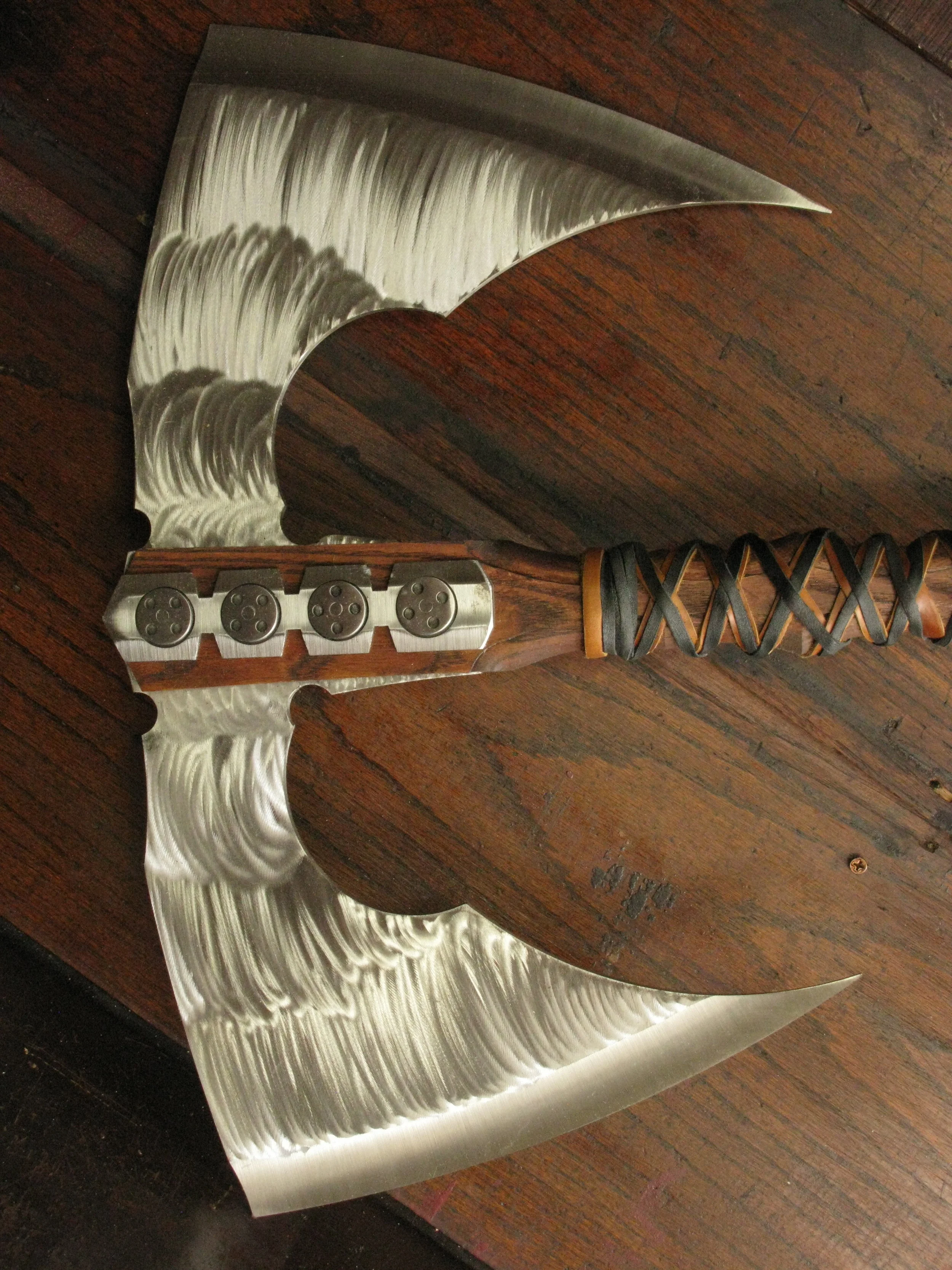 winged-battle-axe-archangel-steel