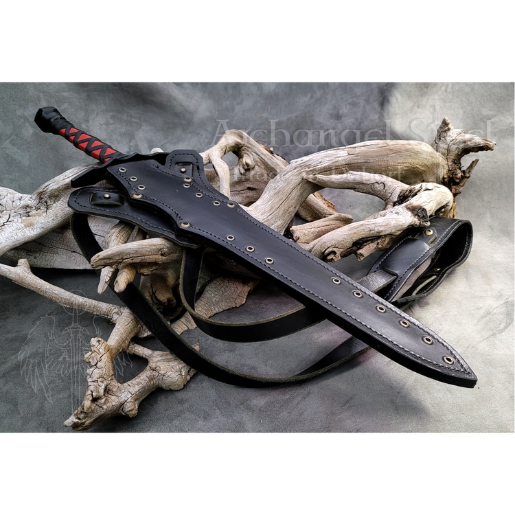 01+Long+Heart+Seeker+w+Sheath.png