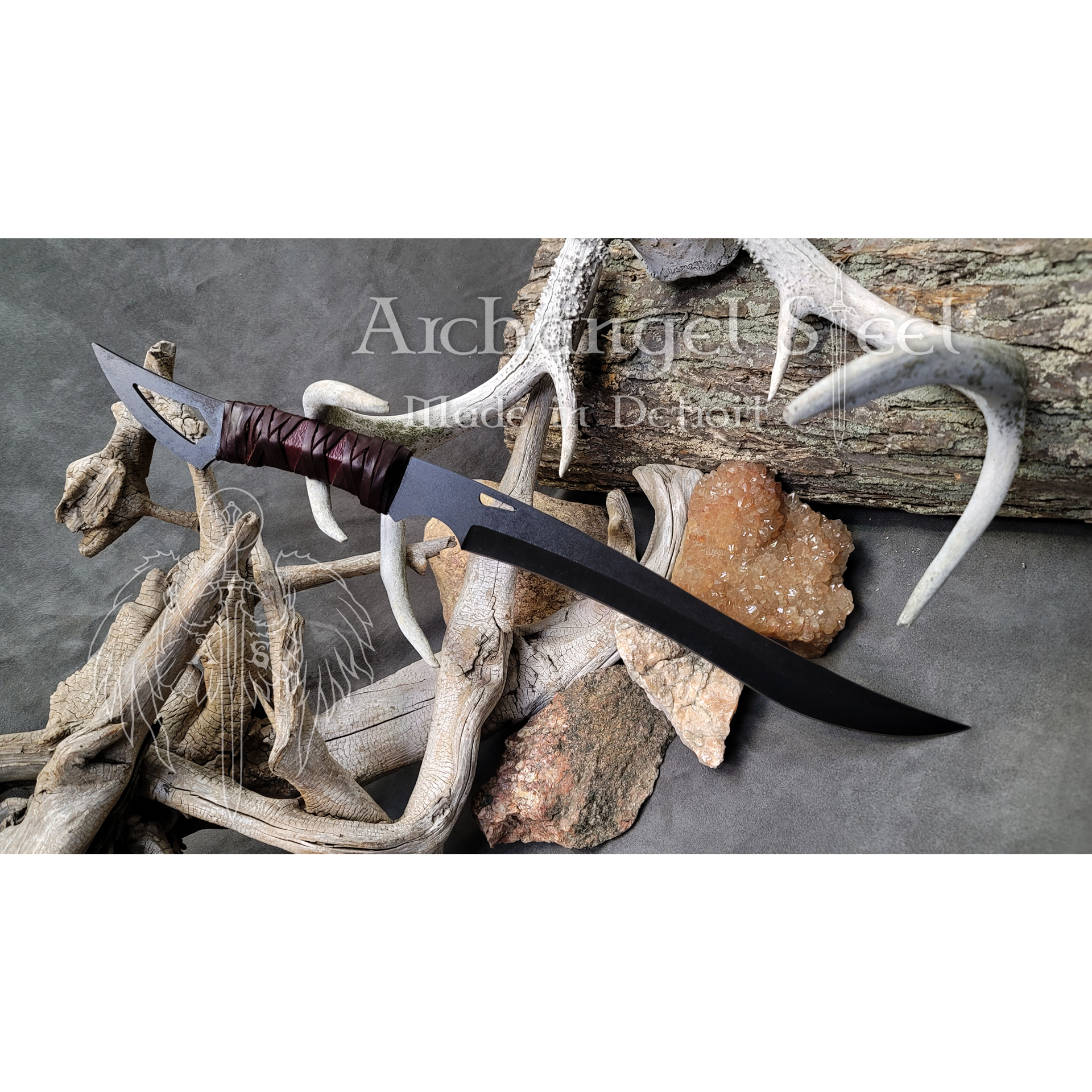 05 Elf Blade - Burgundy.png