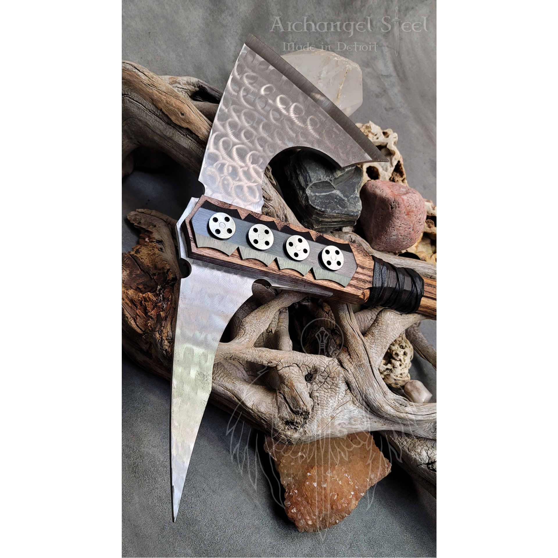 14 Spiked Battle Axe.png