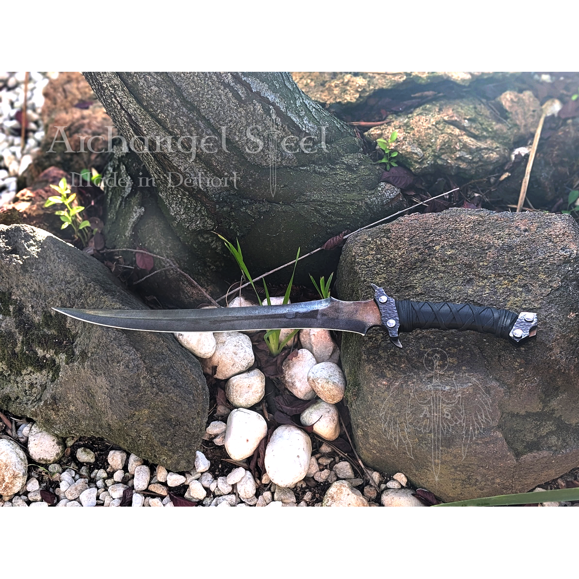 Charles' Pirate Dagger w Patina.png