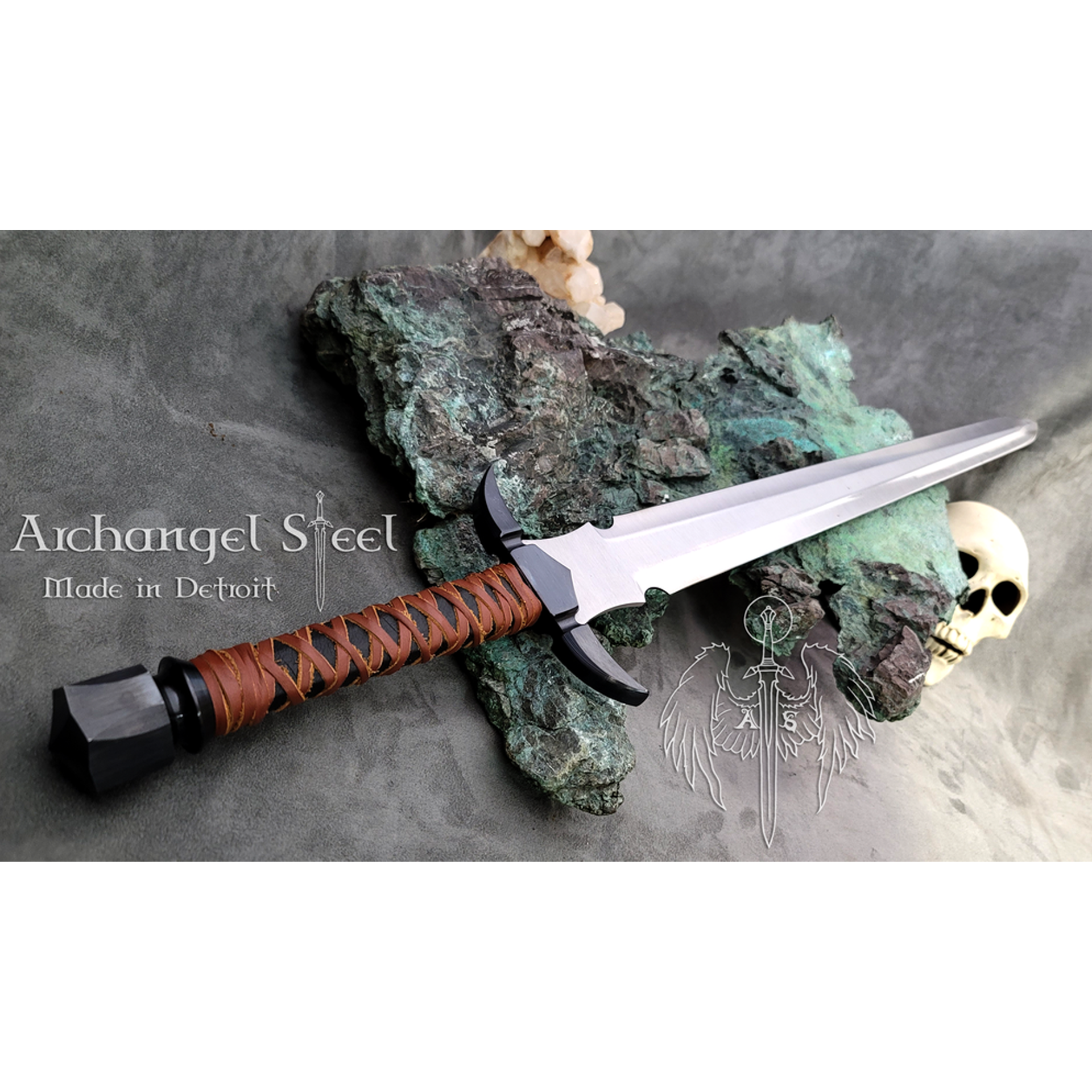 09+Horned+Crossguard+Sword.png