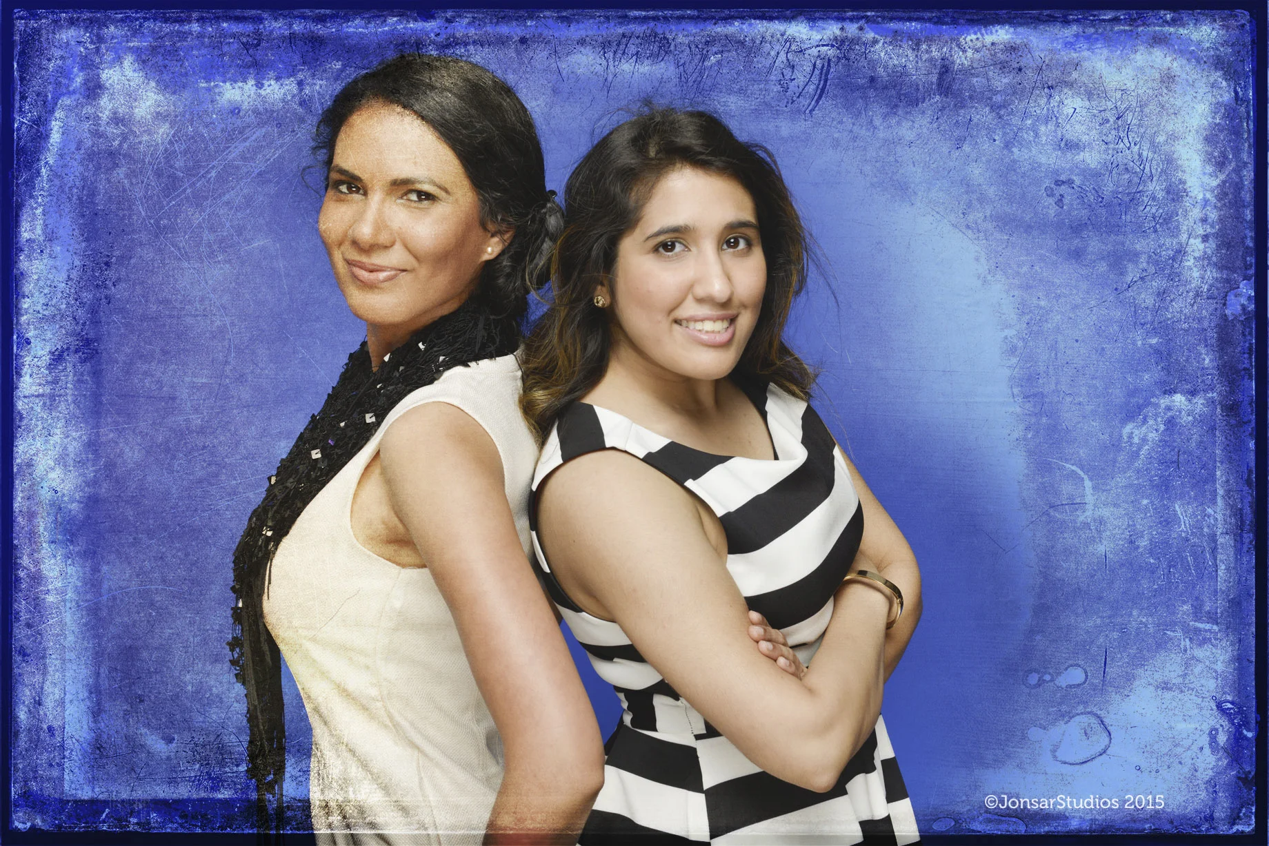_TT10404+BlueBg20+BlueBg3.jpg