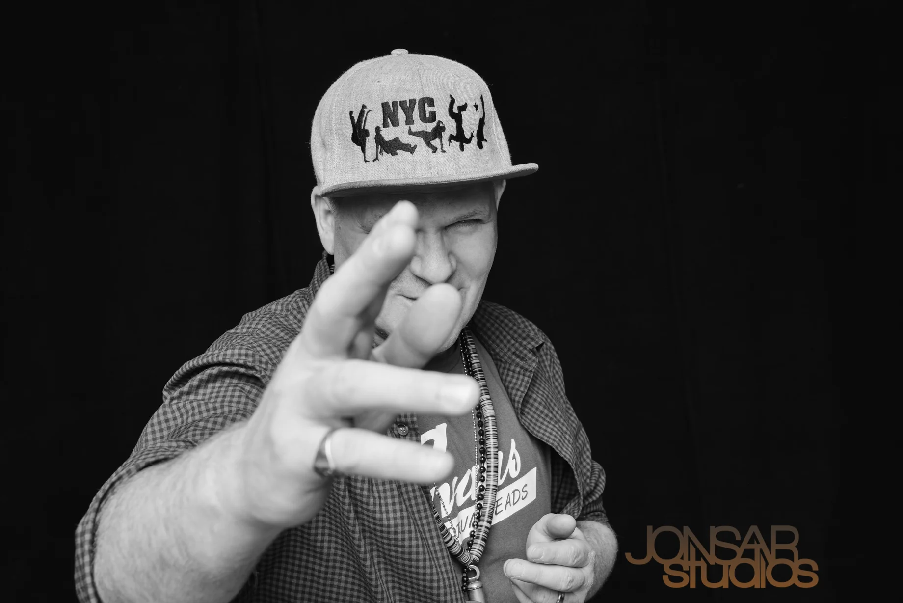 Swiss Chris - Conversations with Artists