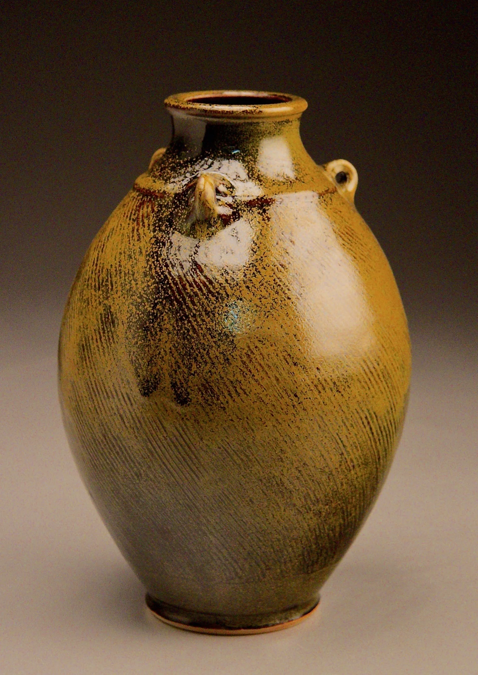 Edo Jar Combed in Frogskin 12%22H.jpg