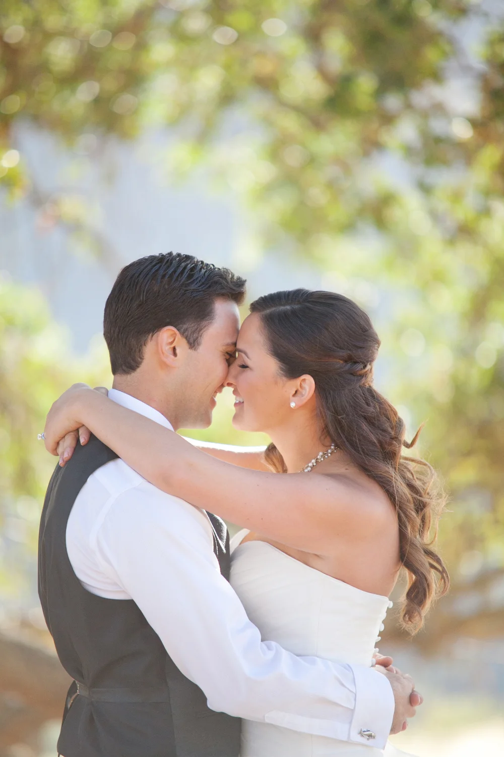 Romantic Diablo Valley Ranch DIY Tree Swing Wedding. Photographed by Rob Skog