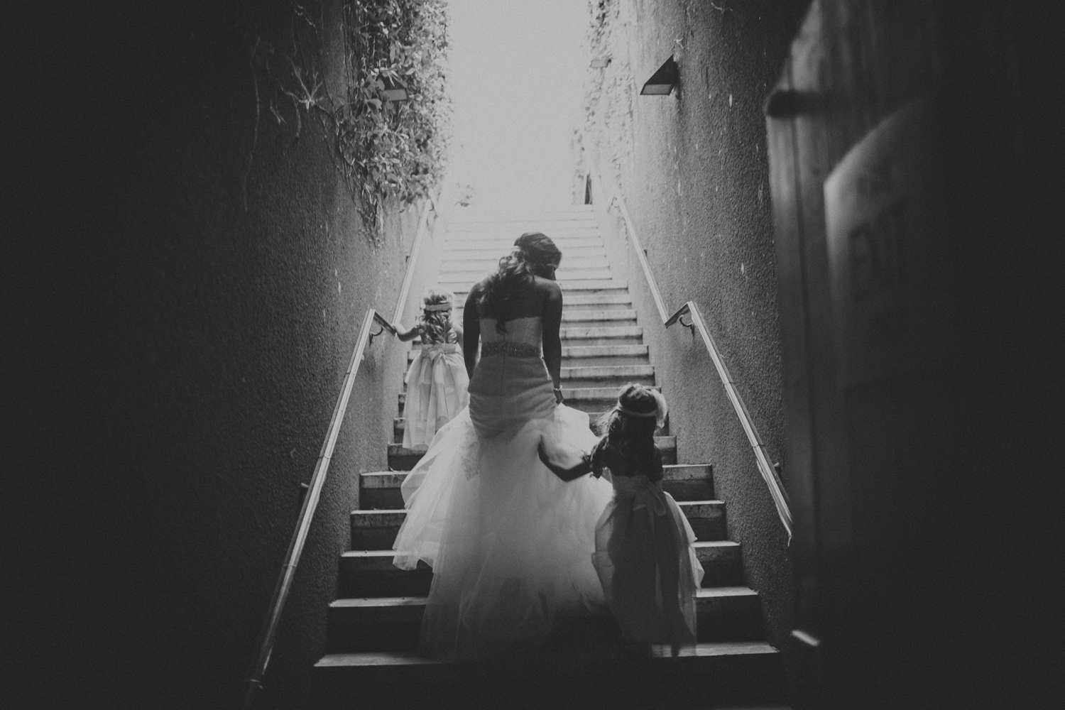 JENNIFER-SKOG-luxury-wedding-fashion-photographer-017.jpg