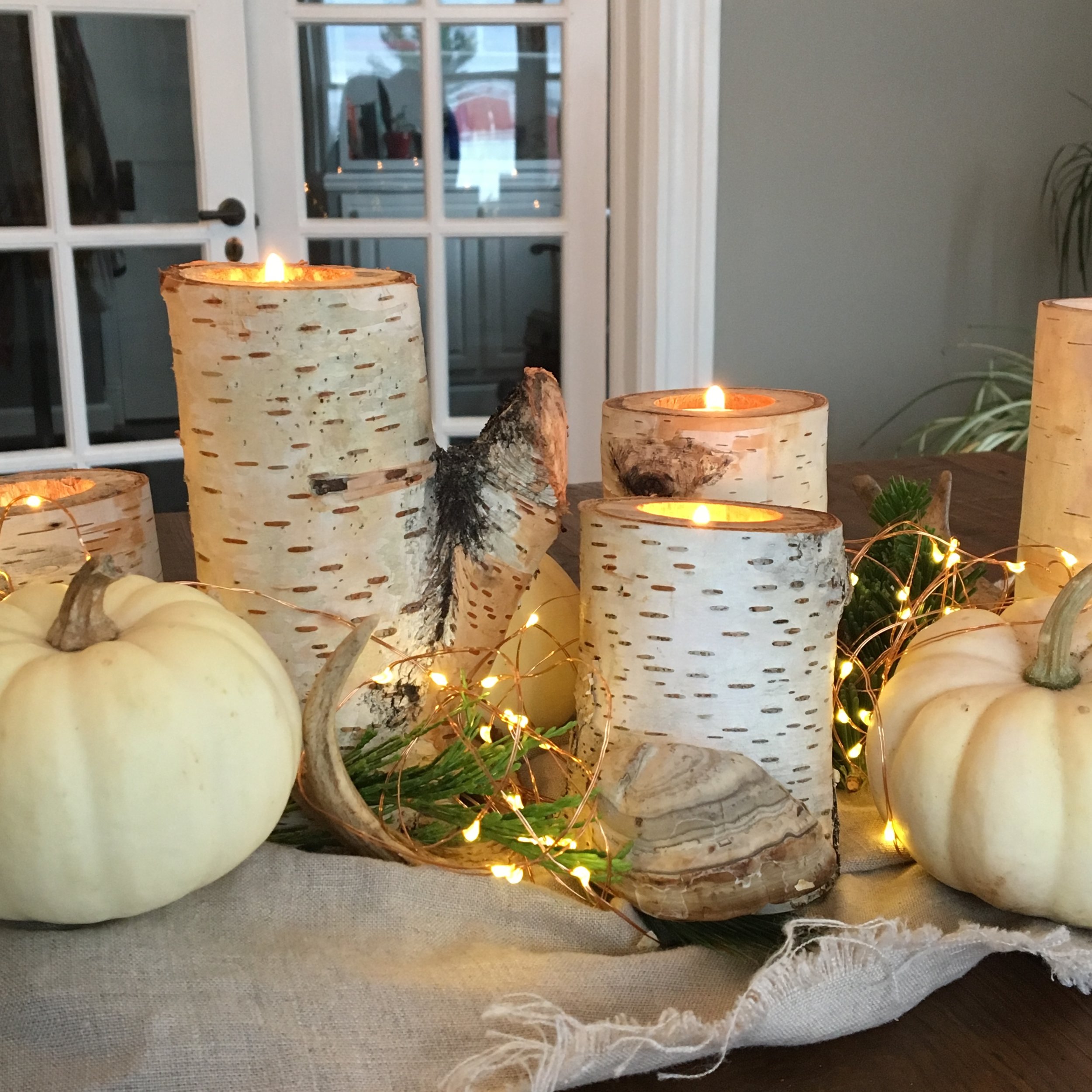 Note: height, texture, natural materials & light. Foolproof. Also- I love this table for you guys because you don't have to be a floral designer this year! I've gone crazy in years past and I'm loving the simplicity this year. 