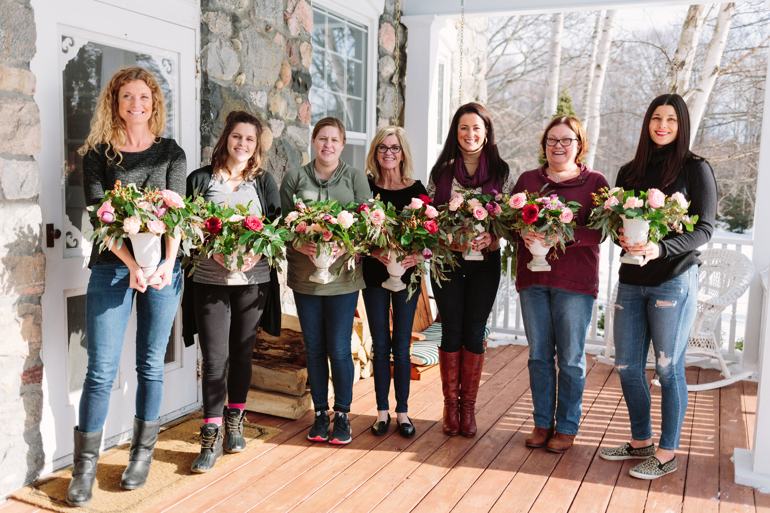 Our amazing group from 'An Afternoon With Flowers' workshop!