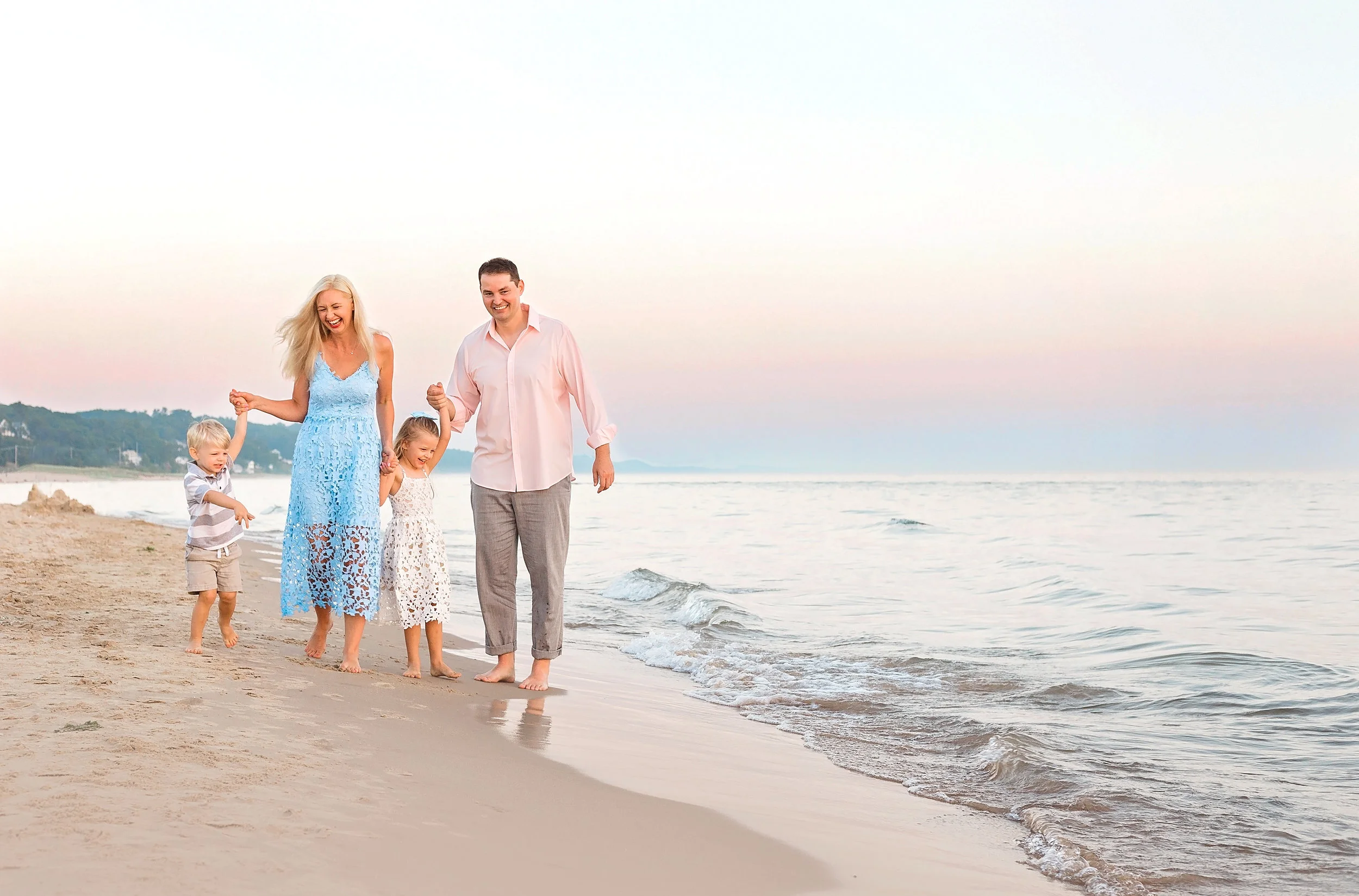 muskegon-michigan-beach-session.jpg