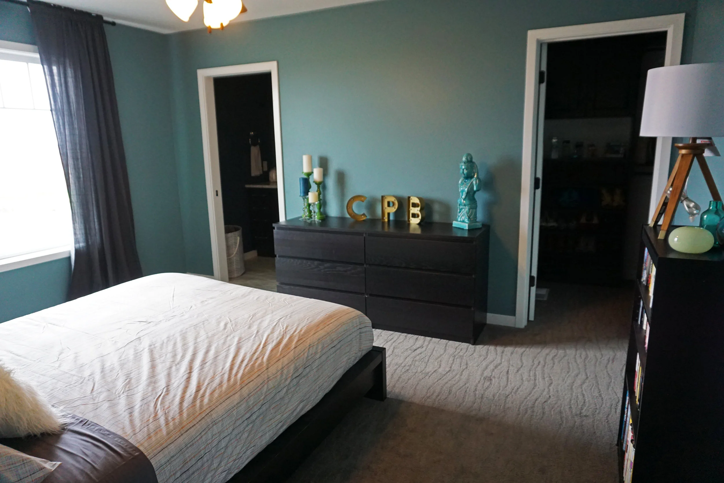 The master suite should be a restful, calming oasis. This spacious, well planned retreat maximizes convenience, comfort, and organization. *Designer trick: Arrange furniture to allow for comfortable, direct pathways