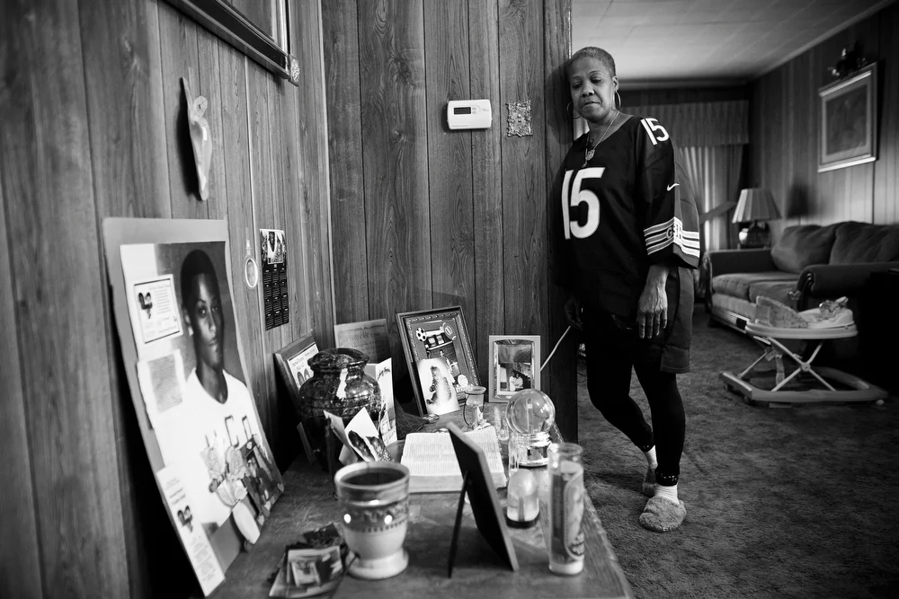  Donna Hall. Mother of Marshall Fields-Hall, 21, killed by&nbsp; gun violence on January 18, 2013 in Chicago, Illinois. 