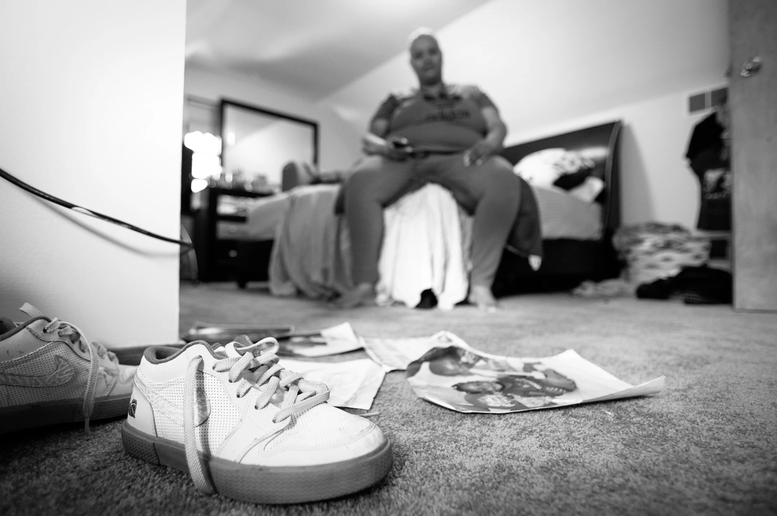  Ashake Banks. Mother of Heaven Sutton, 7, killed by gun violence on June 27, 2012 in Chicago, Illinois. 