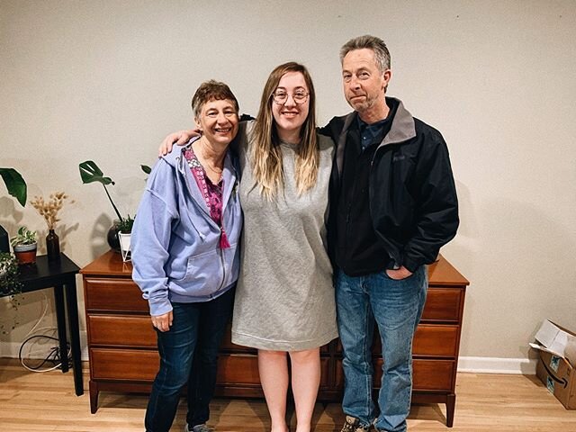 Thankful for my mom and my dad and that they were willing to drive all the way from Vancouver (during a pandemic), just to help me settle into my new place. I&rsquo;m one heck of a lucky girl. If you know these two, You know how special they are 💕