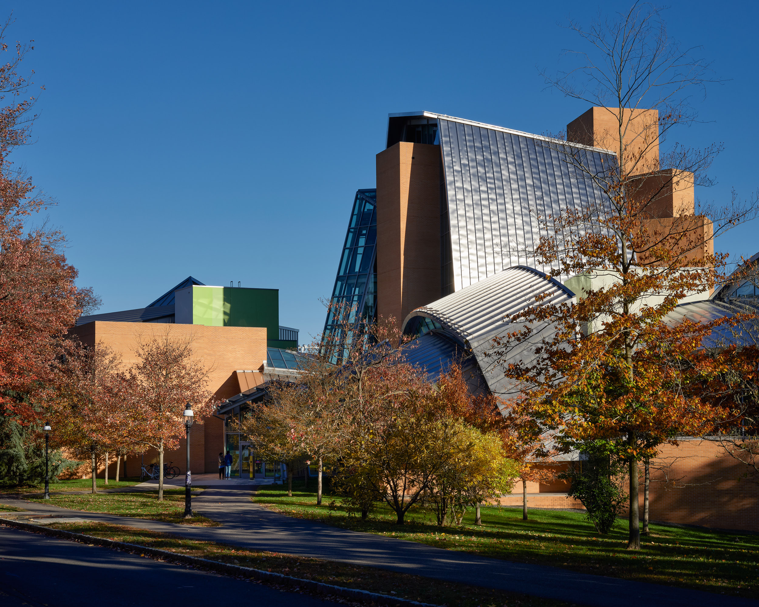  FRANK GEHRY - Stata Center, MIT Boston 