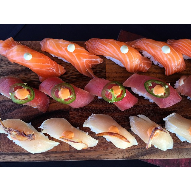 It is always good to eat what you deserve. 🍣 #smartsushila#sushila#sushi#nigiri#catering#sushicatering#losangelessushicatering#LAsushi#sushicatering#sushicateringinlosangeles#salmon#healthy#fresh#sushievent#weddings#corporatevents#privatesushievents