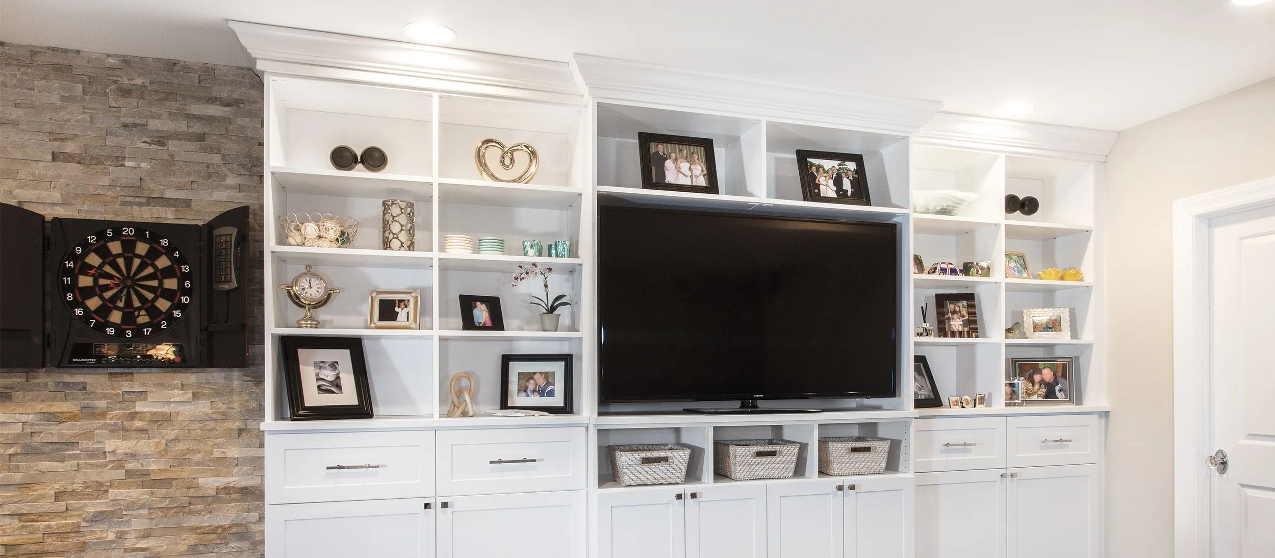 white_mediacenter-1.jpg