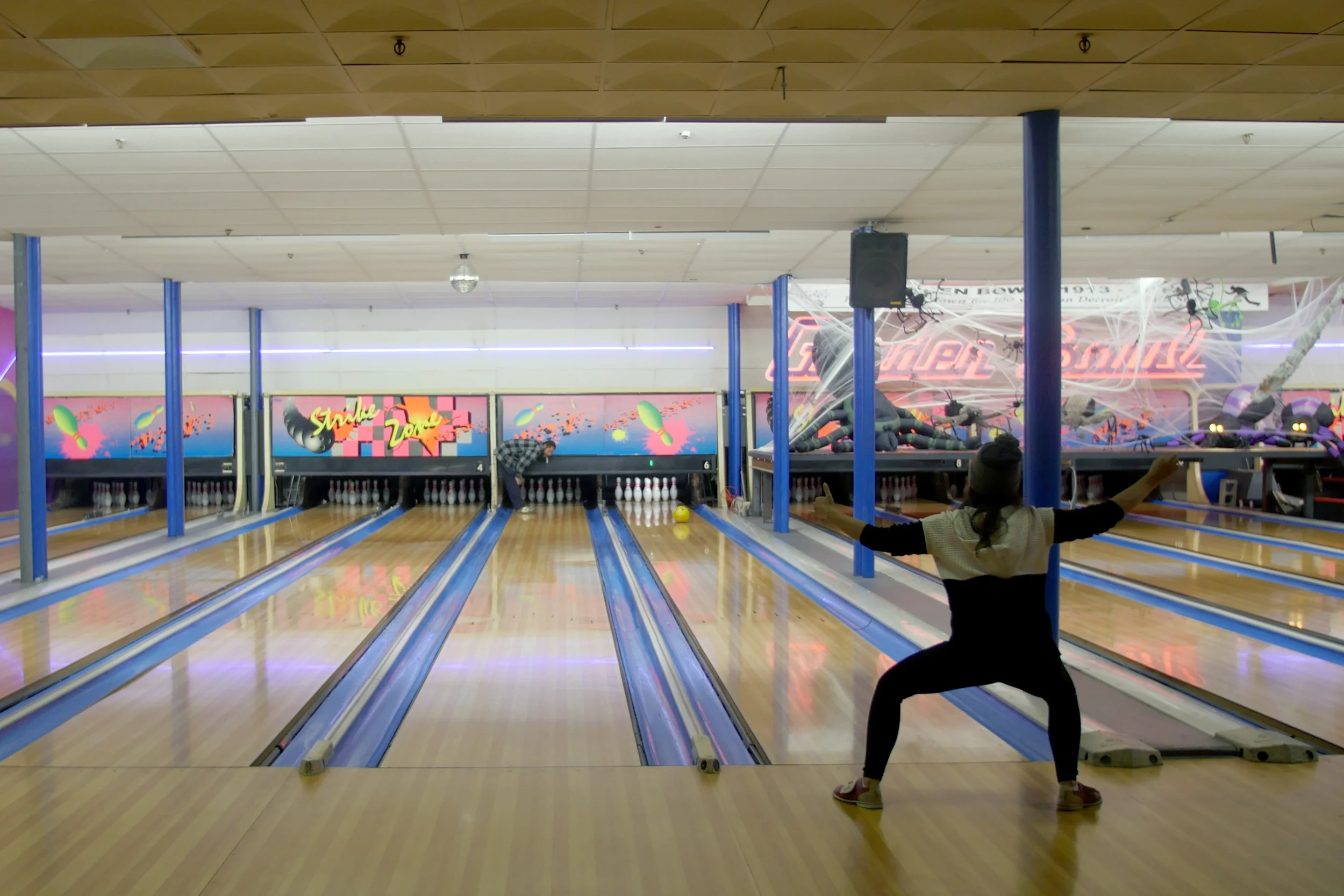 Jax Bowling.jpg